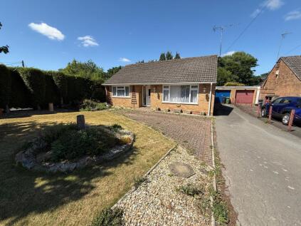 Bridle Way, Barwick, Yeovil, Somerset, BA22 9TN