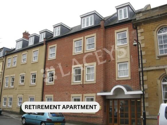 RETIREMENT APARTMENT - OVER 60'S ONLY - 2025-06-13