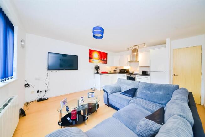 Lounge/Kitchen