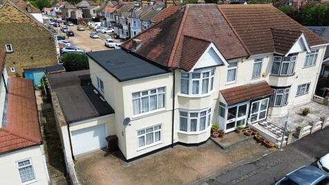 Bath Road, Chadwell Heath, Essex, RM6