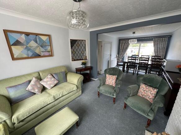 THROUGH LOUNGE