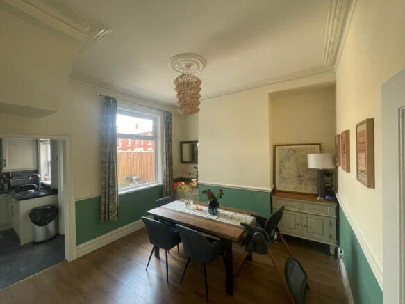 86 Roebuck Street