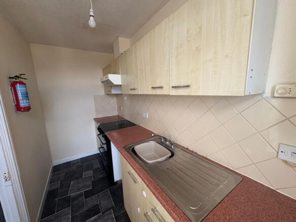 Flat 8, 224-226 Hornby Road