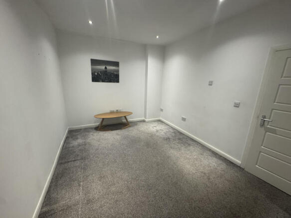 Flat 6 Station Terrace