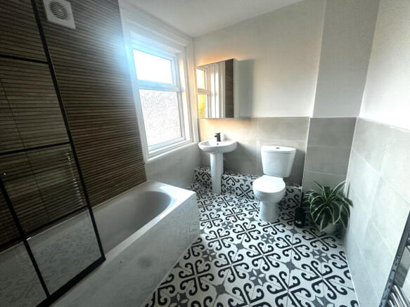 Stunning Room Shares - 6 Alert Street