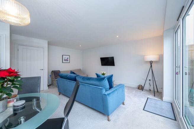 Living/dining room