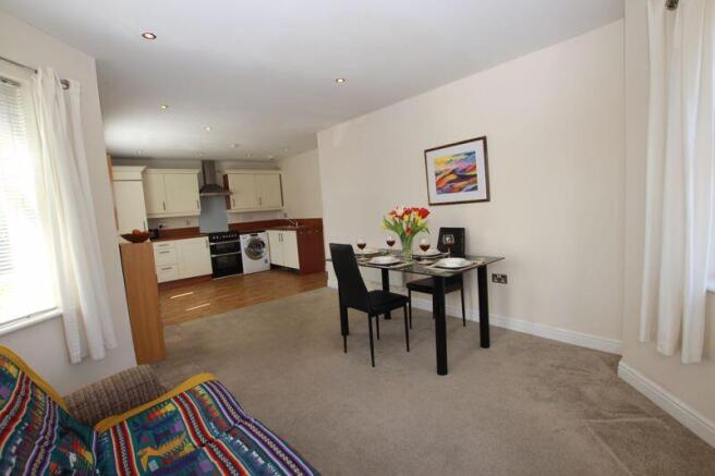 Living dining kitchen