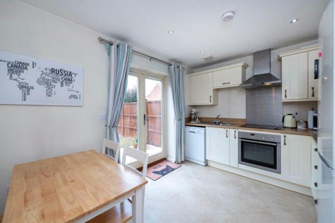 Dining kitchen