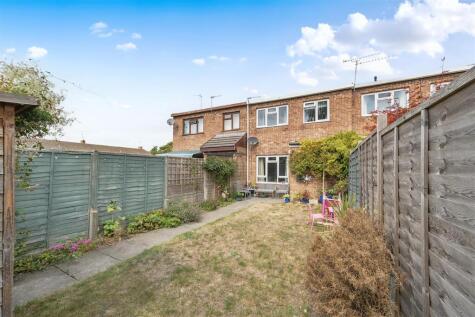 Caleta Close, Caversham, Reading