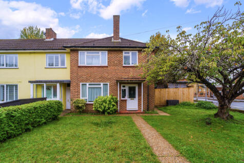 Barton Green, New Malden, Surrey, KT3
