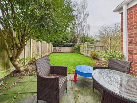 CAM02854G0-PR0493...