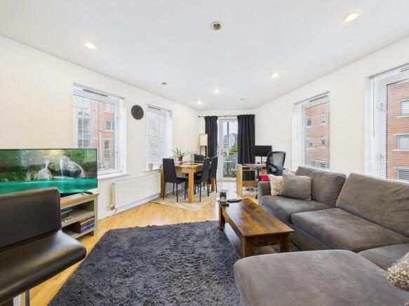 CAM02854G0-PR0497...