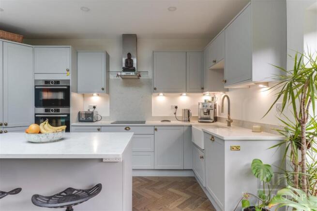 Kitchen .jpg