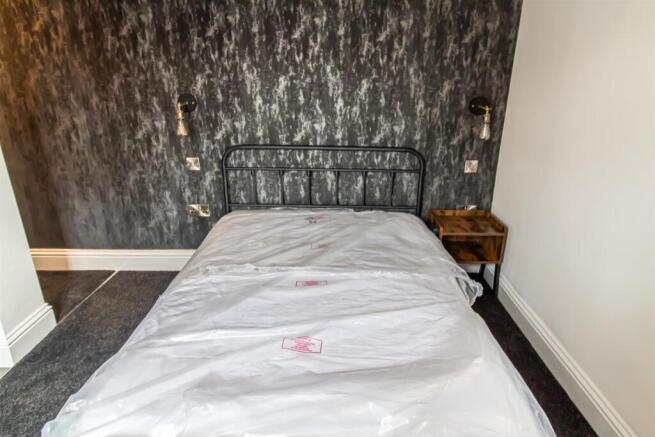 Room 2 (3).jpg