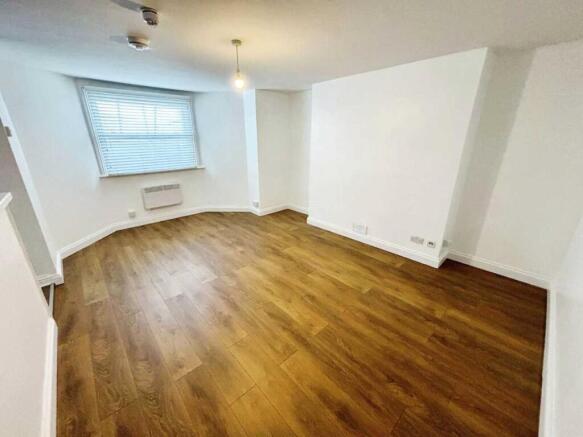 Lounge/Bedroom