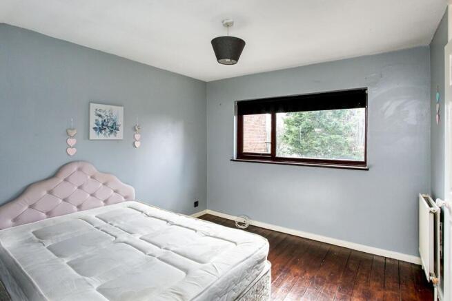 3 Bedroom Mid Terrac