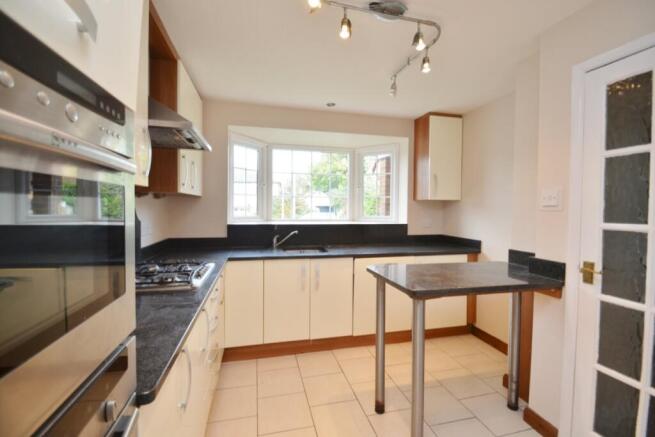Modern Fitted Kitche