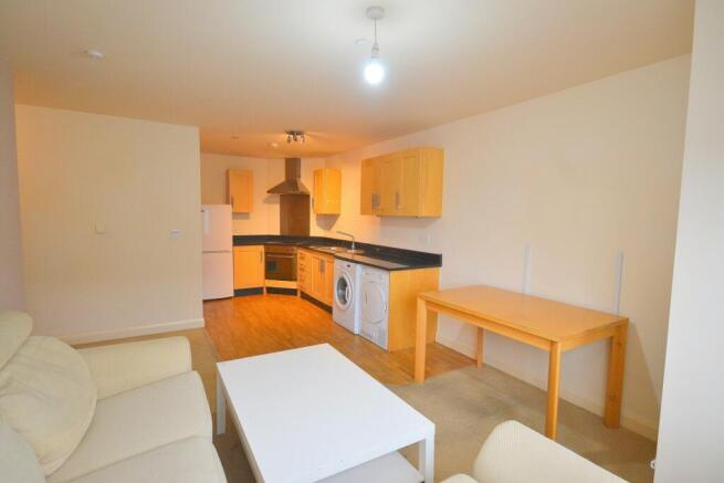 Open Plan Kitchen/Li