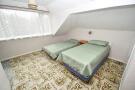 BED 2 (2).JPG