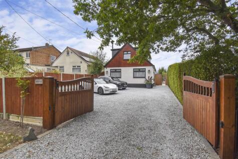 Southend Road, Howe Green