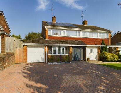 Kingscote Hill, Gossops Green