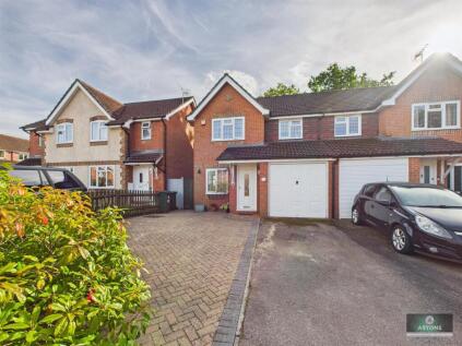 Matthews Drive, Maidenbower