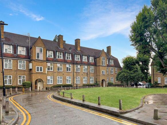 WhatsApp Image 2025-08-14 at 15.53.34 (1).jpg