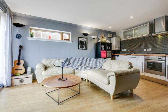 Lounge/Kitchen