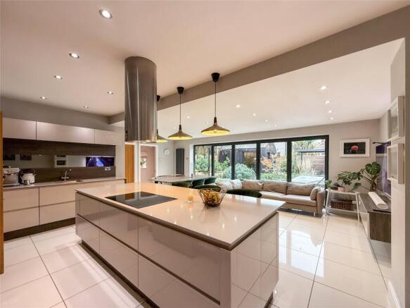 Kitchen/Diner/Family