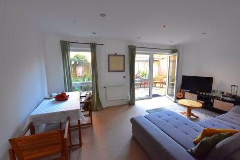 Juniper Close, Harrow