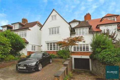 West Heath Drive, Golders Green, NW11