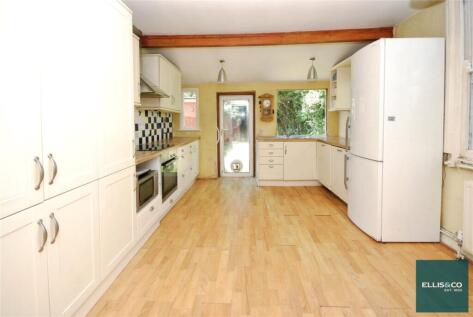 Sydney Grove, Hendon, NW4