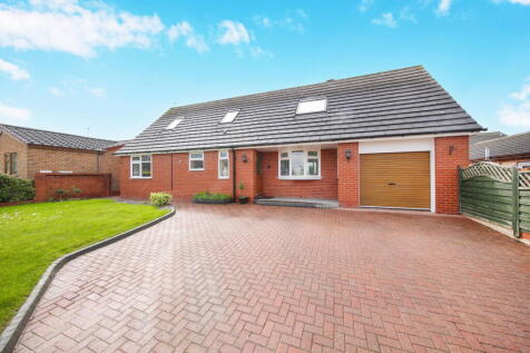 Delph Bank, Walton, Chesterfield, S40 3RN