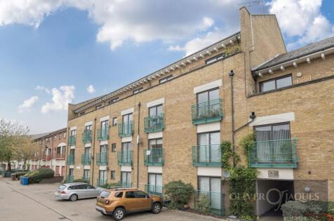 Plover Way, London, SE16