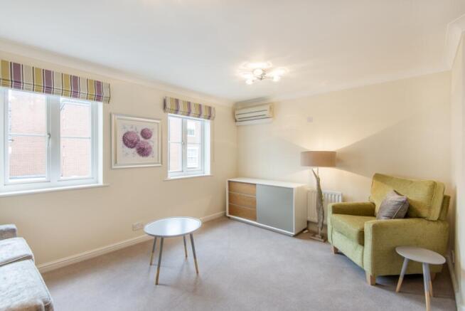 LivingRoom1