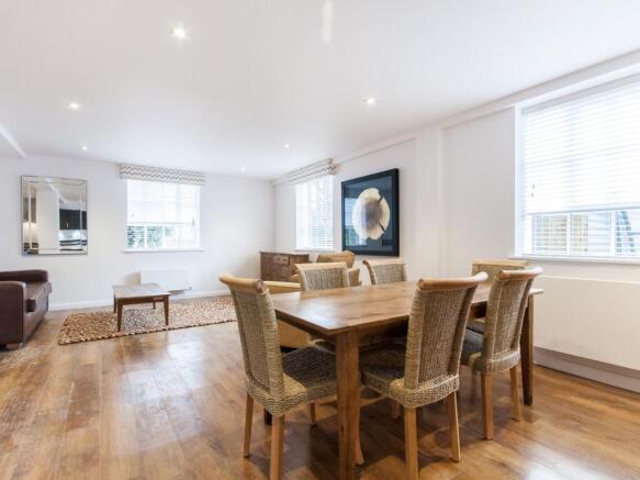 DiningArea1