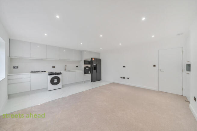 51e4f12c-658b-41f...