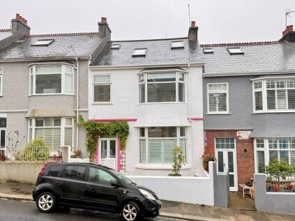 Torr View Avenue, Peverell, Plymouth. Stylish 4-Bedroom Family Home in the Heart of Peverell with parking!