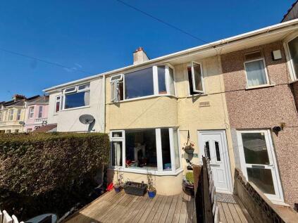 Billacombe Road, Plymouth A Charming Period Mid-Terrace with Character and Space