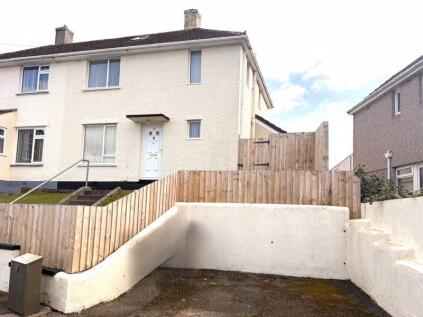 Abbotsbury Way, Plymouth Semi detached Family home CHAIN FREE
