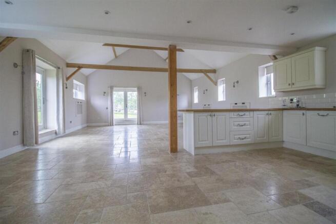 Home Farm Barn 4, Stradishall [Living Room] v1.jpg