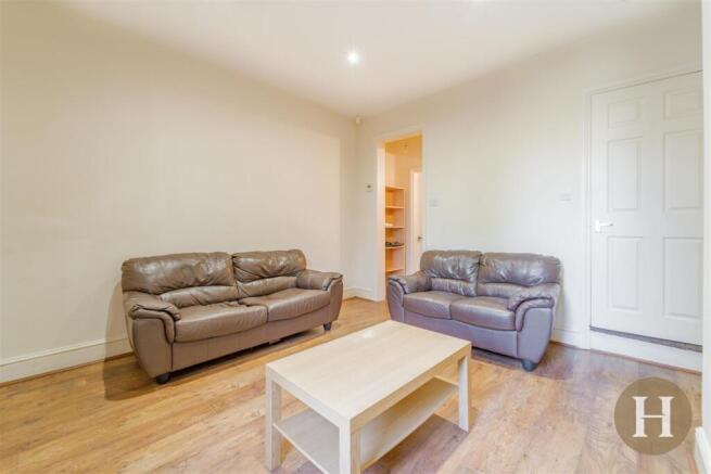 Hadleigh Estate Agents-21.jpg