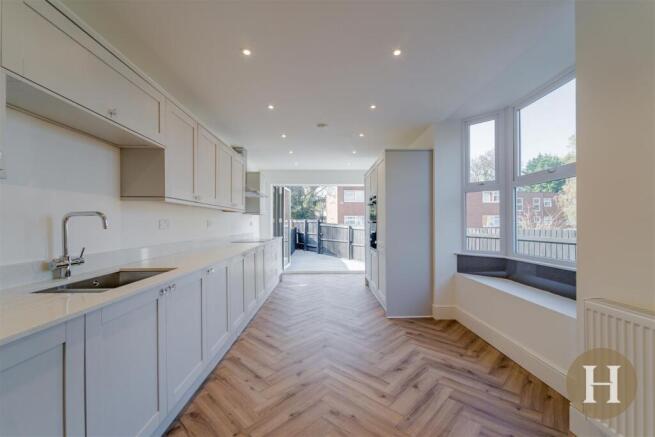Hadleigh Estate Agents-17.jpg