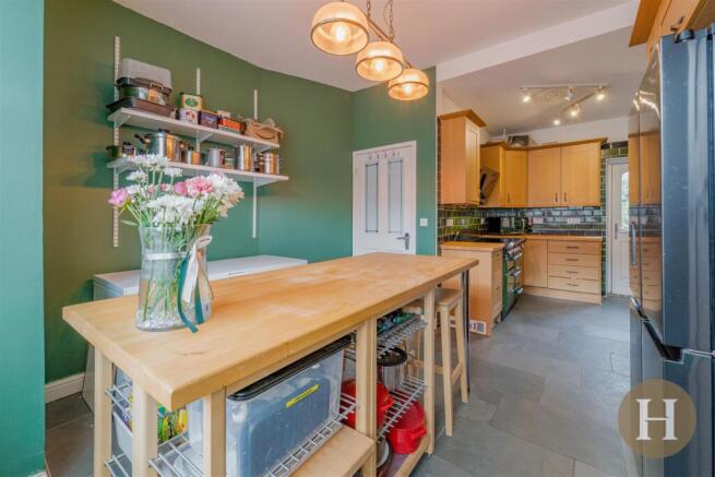 Hadleigh Estate Agents-14.jpg