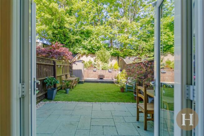 Hadleigh Estate Agents-39.jpg