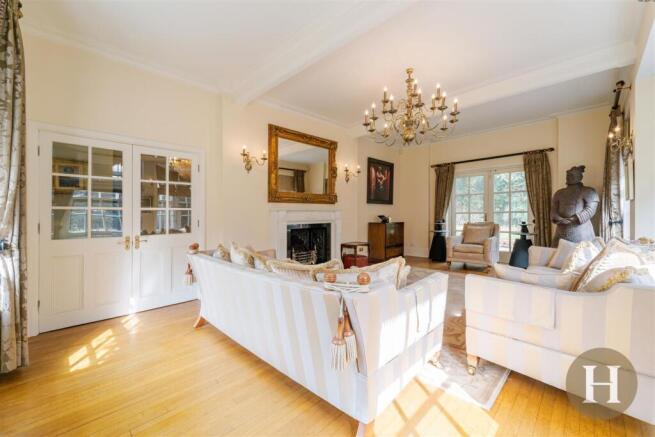 Hadleigh Estate Agents-2.jpg