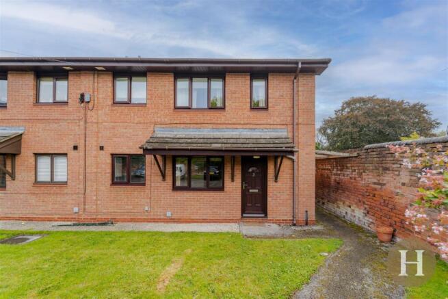 Hadleigh Estate Agents-13.jpg