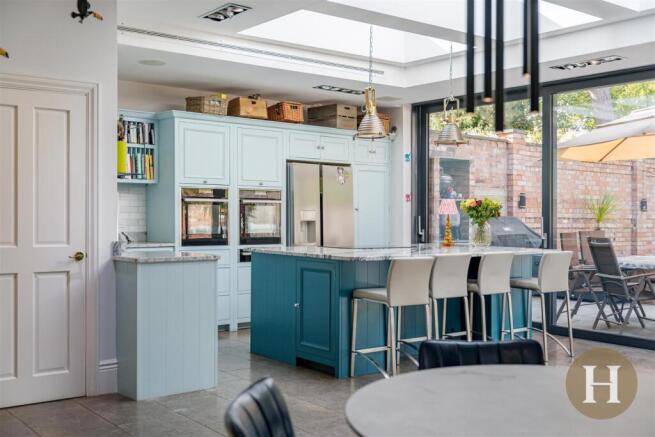 Hadleigh Estate Agents-103.jpg