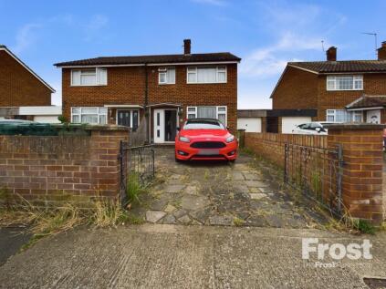 Hengrove Crescent, Ashford, Surrey, TW15