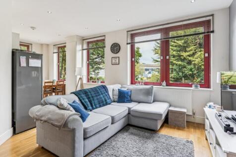 Boundary Road, Loudwater, High Wycombe, Buckinghamshire, HP10